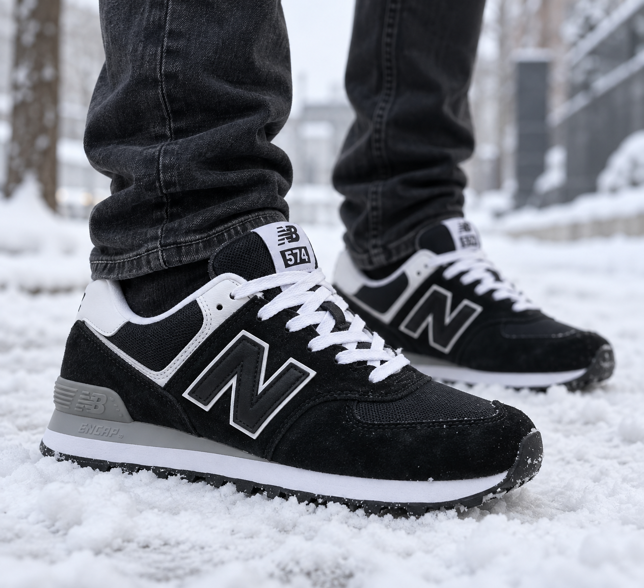 New Balance 574 Mid — крупный план на ноге