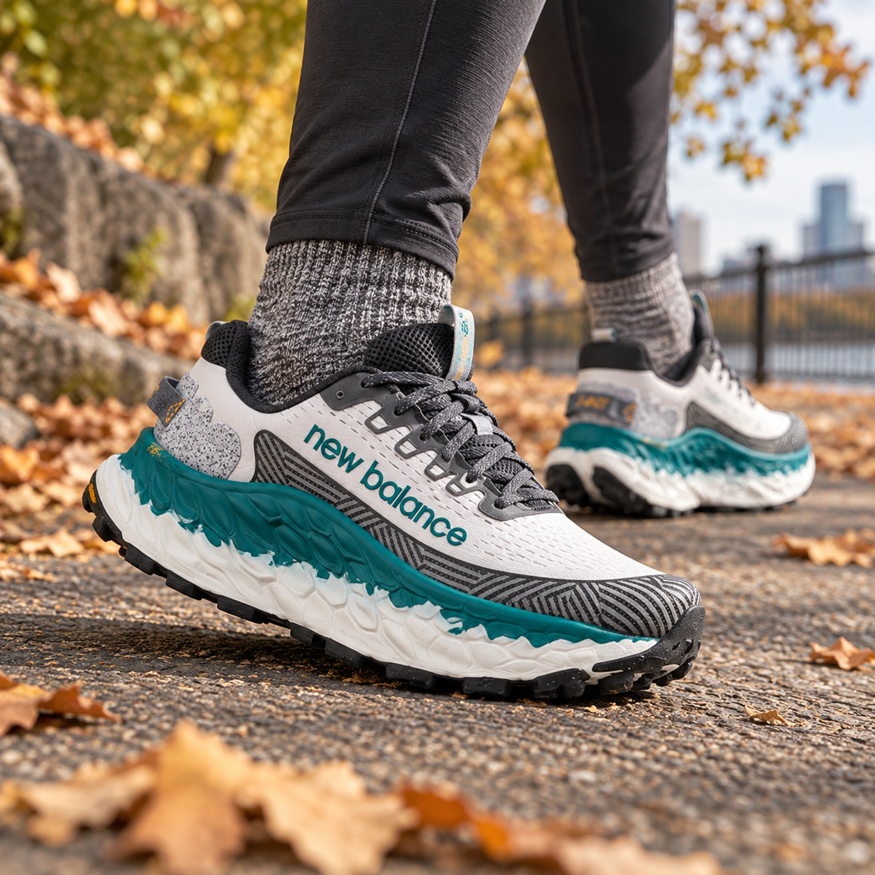 New Balance Fresh Foam X More Trail v3 — крупный план на ноге